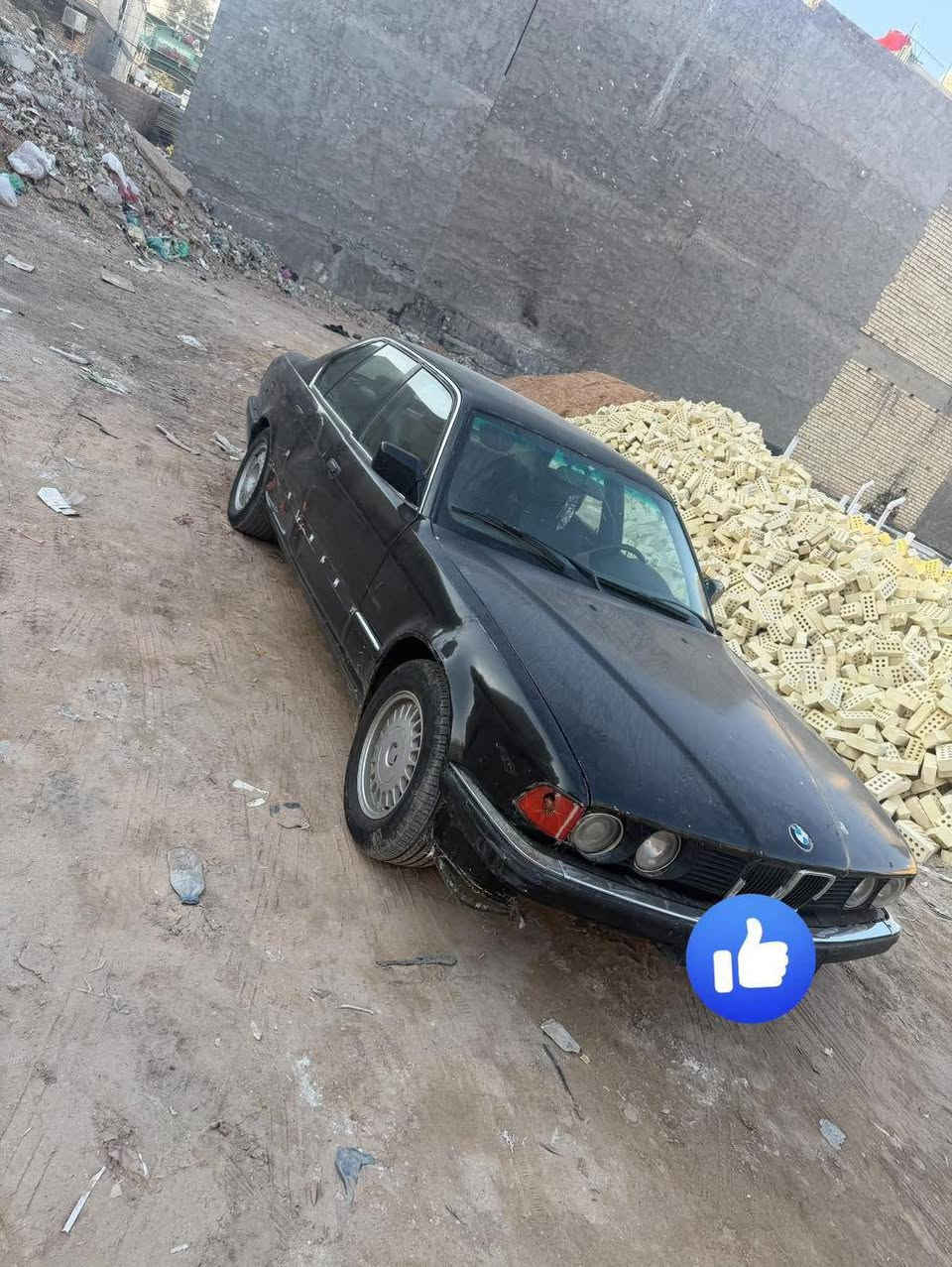 السلام عليكم بي ام دبليو موديل 1990 كير. محرك كله جديد يحتاج تلحيضات عليه مال تعمير   السعر 20 قفل قفل مكاني بغداد ***********
