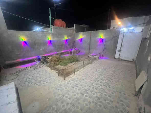 للبيع 600 متر .. زراعي سند 25

الديوانية _ طريق السنيه السياحي _ قرب كونكريت العادلي || مجمع توحيد العفلوكي || ... شارع  تبليط

يحتوي على : 
 
دارين مع مضيف خارجي 
الدار الاول مساحة 200 
 .. صب كونكريت مسلح

الطابق الاول / غرفتين  .. وصالة .. واستقبال .. ومطبخ (حار - بارد )

وصحيات داخلية وخارجية .. .. وطارمة

الدار الثاني 
مساحة 145متر تقريباً

يحتوي / غرفة .. صاله .. مطبخ.. صحيات.. طارمة 

المضيف 
مساحه 150 متر تقريباً 
يحتوي مجموعة صحيات ومطبخ (غير مكتمل) 

ملاحظة :- يمكن يباع  منفصل حسب الرغبة

للاستفسار *********** 
او مراسلة الصفحة
