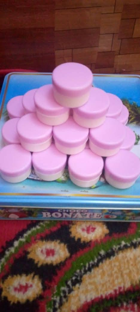 خلطه للتبيض ورفع الكلف والحبوب واسمرار البشره 🌸🌺
 تشتغل تبيض الوجه ارقبه او مناطق حساسه وترفع الكلف والحبوب والرؤوس السوداء وبيه منفخ للخدود ڱڵـه. مواد اصليه 🌺🌺 •اللّـہ̣̥ شاهد مضبوطه ومجربه من قبل عده اشخاص وتنطي نتيجه خلال اسبوع وخاليه من درمودين واي عصارات ضاره للبشره ڱڵـه. كريمات اصليه  مبيضه تصفي البشره ترفع البقع واسمرار الشمس يوجد خدمه توصيل داخل ام قصر فقط الزبير, البصرة


**إذا كنت صاحب هذا الإعلان وتريد حذفه لأي سبب، رجاءا أرسل رسالة إلى الدعم الفني**