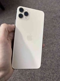 ايفون ١١ برو ماكس ذاكره ٢٥٦ بطاريه٨٢ الجهاز مبدل شاشه نوعه كلش زين وال...