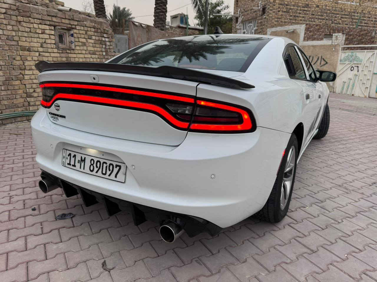 السلام عليكم جارجر موديل 22 اصل للبيع او المراوس سوناتا أو اوبتما رقم بغداد باسمي شخصياً فئة بلاك توب جاهزه من كلشي تخم تاير امريكي اصلي حداديه جديده محرك كير اكسل على وضع الشركه برغي ما مفتوح بيها الحادث مرفق مع الصور  للاستفسار اكثر الاتصال على الرقم *********** بي واتساب مكان السياره الديوانية الحمزة الشرقي السعر 240 قابل للتفاوض
