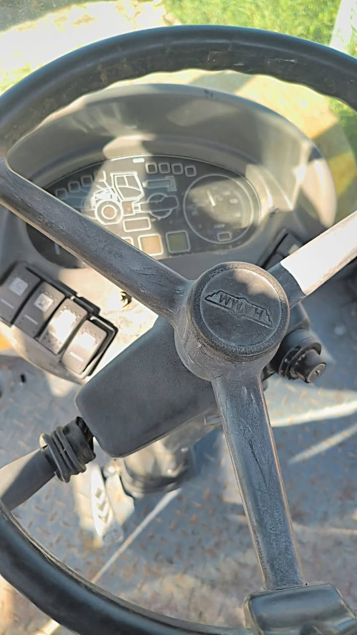 حادلة هام3411 موديل 2007رقم أربيل اي نقص مابيه دينار مصرف ماعنده ***********(***********
