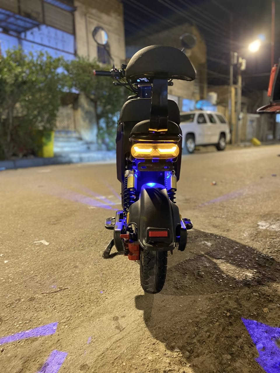 السلام عليكم دراجه البيع R9موديل 2025 بطاريته 32ملف 2000دراجه نضيفه سعر 475مكان بصره الكزيزه 
رقم الهاتف:***********
