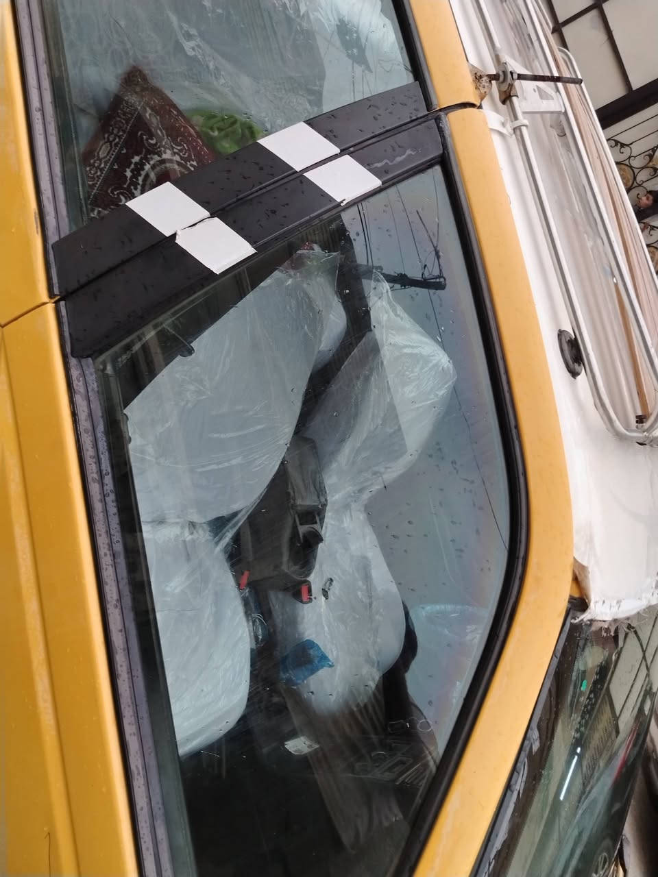 سلام عليكم بيجو لميس ١٢ ٤٠٥سياره مكينه كير تبريد بجيس صدر امام خلفي جديد سياره مرتبه راعيه يريد تحويل مصفره من كلشي كبل لشارع ***********وبي وتساب
