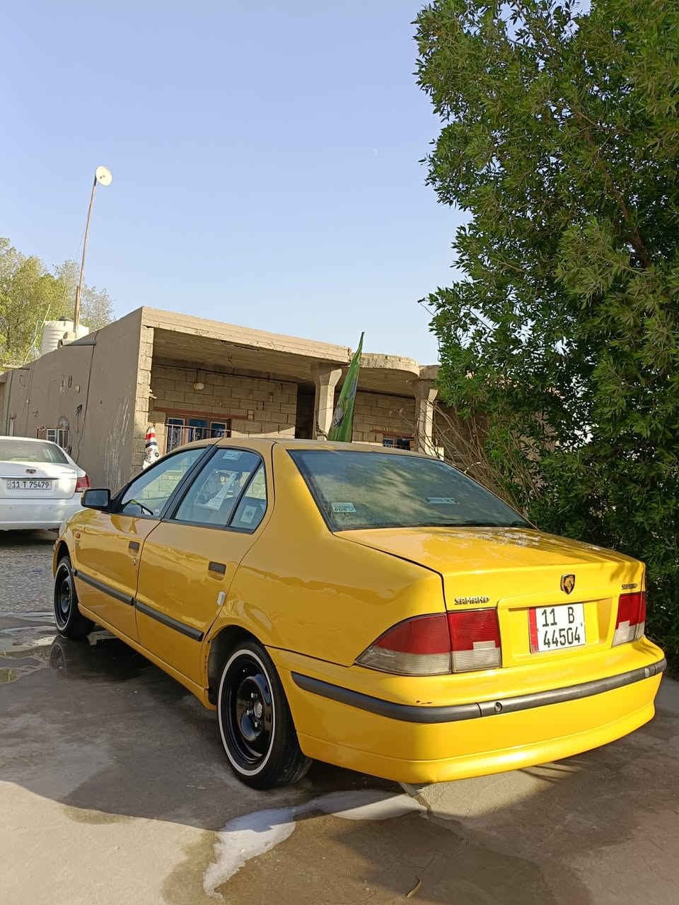 سلام عليكم
سمند  

مديل 2011

رقم نكليزي بسمنه 

تحويل مباشر 

هيئه مصفرئ

تخم تاير 

صدر امامي جديد 

صدر خلفي جديد 

مال جناي سياره مرتبه 

مكينه 2000 

فرنسي اصلي 

كير فرنسي 

جاهزه سياره 

تبريد شغال 

تدفئه شغال 

مكاني بغداد فلكه سلمان باك 

للا السعر 38 وبيهه مجال

ستفسار ‏‪0771 116 8540‬‏

اتصل بيك خير وتدلل واتساب متواجد
