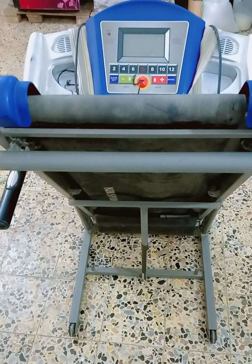 جهاز جري رياضي عطله بسيط جاي يظهر كودالهزاز شغال الماطور فتحته ودزيته للمصلح شغال مئه بالمئه الجهاز مكفول على وضع الشركه ما مصلح وما تعبان أساس العطل فأره ماكله الوايرات واحنا ندور على العطل وشخص ربط الوايرات بالعكس صار شورت اعتقد داخل الكارت بس ما مبين بعدين عثرنا على دكه الفأره بعد فوات الاوان التفاصيل واضحه السعر 115 الف قفل مع التوصيل لجميع المحافظات


**إذا كنت صاحب هذا الإعلان وتريد حذفه لأي سبب، رجاءا أرسل رسالة إلى الدعم الفني**