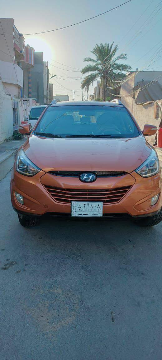 السلام عليكم توكسان خليجي ٢٠١٤ماشيه ١٤٧لف رقم بغداد الجديد بسمي محرك جيد جدا بلاد كير جيد جدا صدر نظيف مقفول من الصبغ فقط اشخوط بسيطه السعر ١٤٨واي استفسار هذا رقمي *********** العنوان بغداد اليرموك
