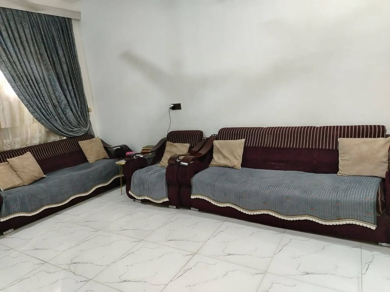 رصاصي للبيع ٢٥٠
ماروني ١٥٠


**إذا كنت صاحب هذا الإعلان وتريد حذفه لأي سبب، رجاءا أرسل رسالة إلى الدعم الفني**