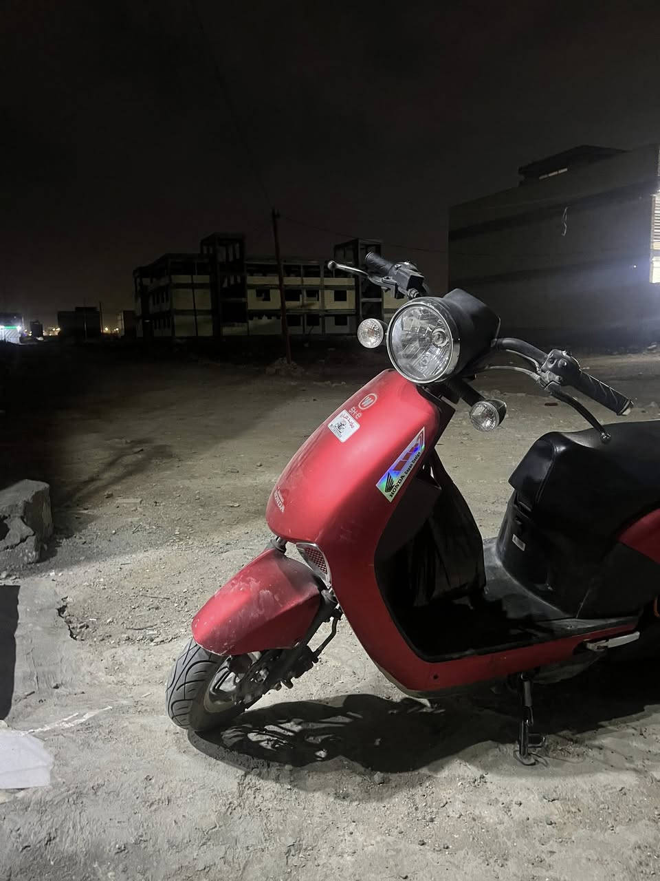 السلام عليكم
دراجة شحن للبيع هوندا (ياباني) 2025 استخدام سنة بدلت كل بطاريتها ال 6 قبل اسبوعين جديدة ونظيفة ورزنه وطستها كلش حلوه بس بيها شخوط قليله السعر 930 الف ماخذها ب واحد وربع وكل بطاريتها جديدة مكاني الصابيات 

واتساب ***********
