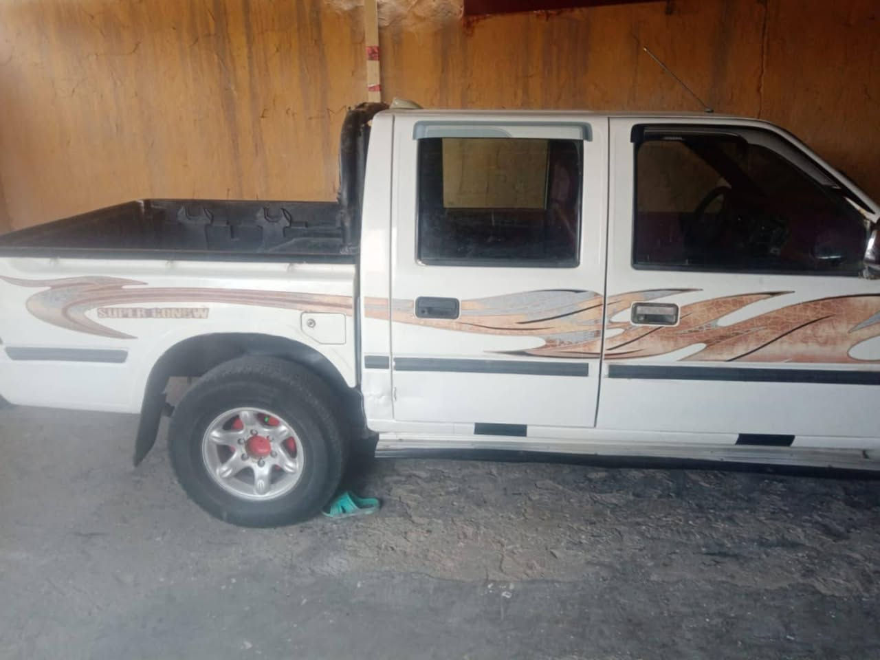 سياره للبيع مكان ميسان  ***********
