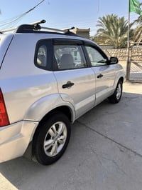 توسان • ٢٠١٠ • مكفوله