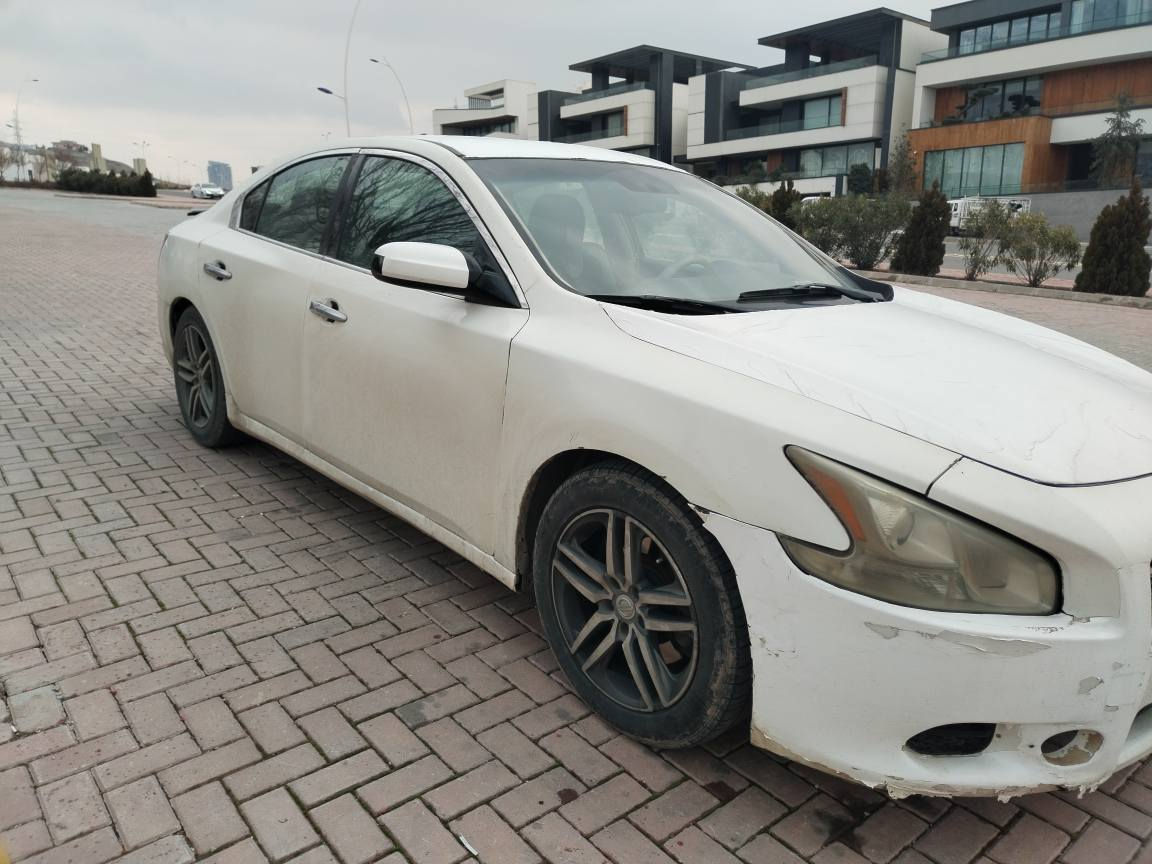 ماگزیما 2012 گێڕمەکینە مەشەرت  
ڕەقەمو سەنەوی تازەیە بەناو خۆمەوەیە 
بیتاقەی بەنزینی هەیە چوار تایەی لۆک
عام نیە بەعام بۆیاخ دەیفرۆشم لای سەکنی لێدراوی هەیە پشتو پێشو لای سەیەق لێدرانی نیە فول مواسەفاتە  
تەحدید سورعە .سڵاید.پانۆراما.تەبرید سارد گەرم بەشەر .یەکدینار مەسروفی تێدانیە ماڵی دۆستە .لەچەمچەماڵم .ژم.***********. شمشمل, السليمانية
