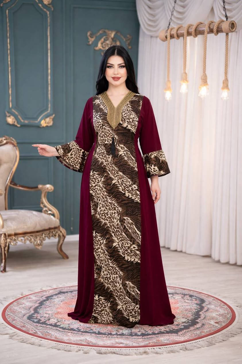 دشداشه كشمير نسائي
موديل تطعيم مع حزام امامي 
ردن غجري مع باقي تفاصيل 
قطعه درجه اولى وشرط لفحص✔️
الخامه كشمير ايطالي 
القياسات  L  XL  XXl
الدرزن 4 الون


**إذا كنت صاحب هذا الإعلان وتريد حذفه لأي سبب، رجاءا أرسل رسالة إلى الدعم الفني**