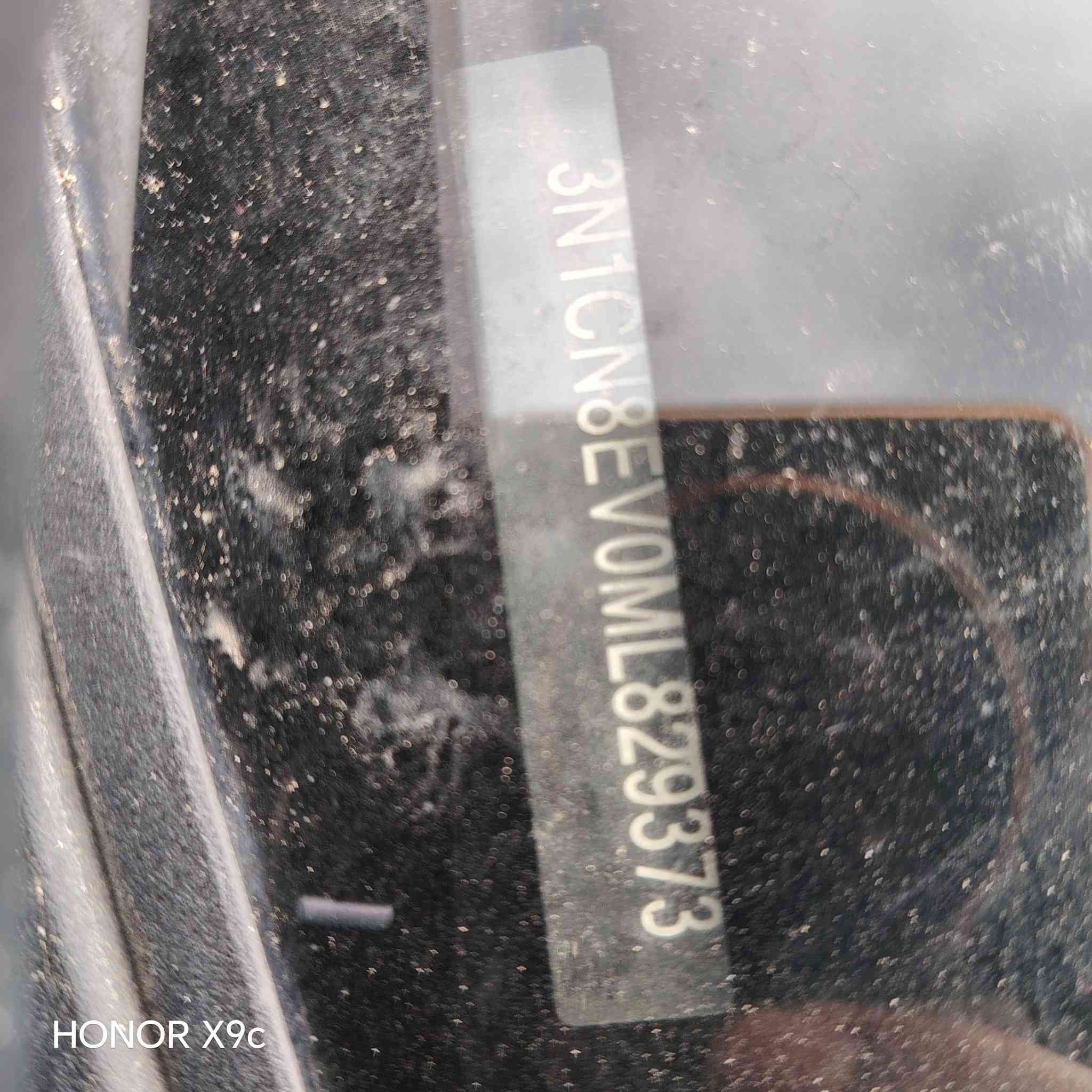 سلام عليكم  سياره نيسان فيرسا معوقين موديل 2021
 مواصفات SV سياره جاهزه ضررها جامرلغ وبونيد كير محرك كفاله رقم بغداد تريد تحويل وكاله خاصه او عامه من صاحبها شرعي مكاني ديالى سعر 100ورقه وبيه مجال 
الستفسار على  هاذ وقم ***********
