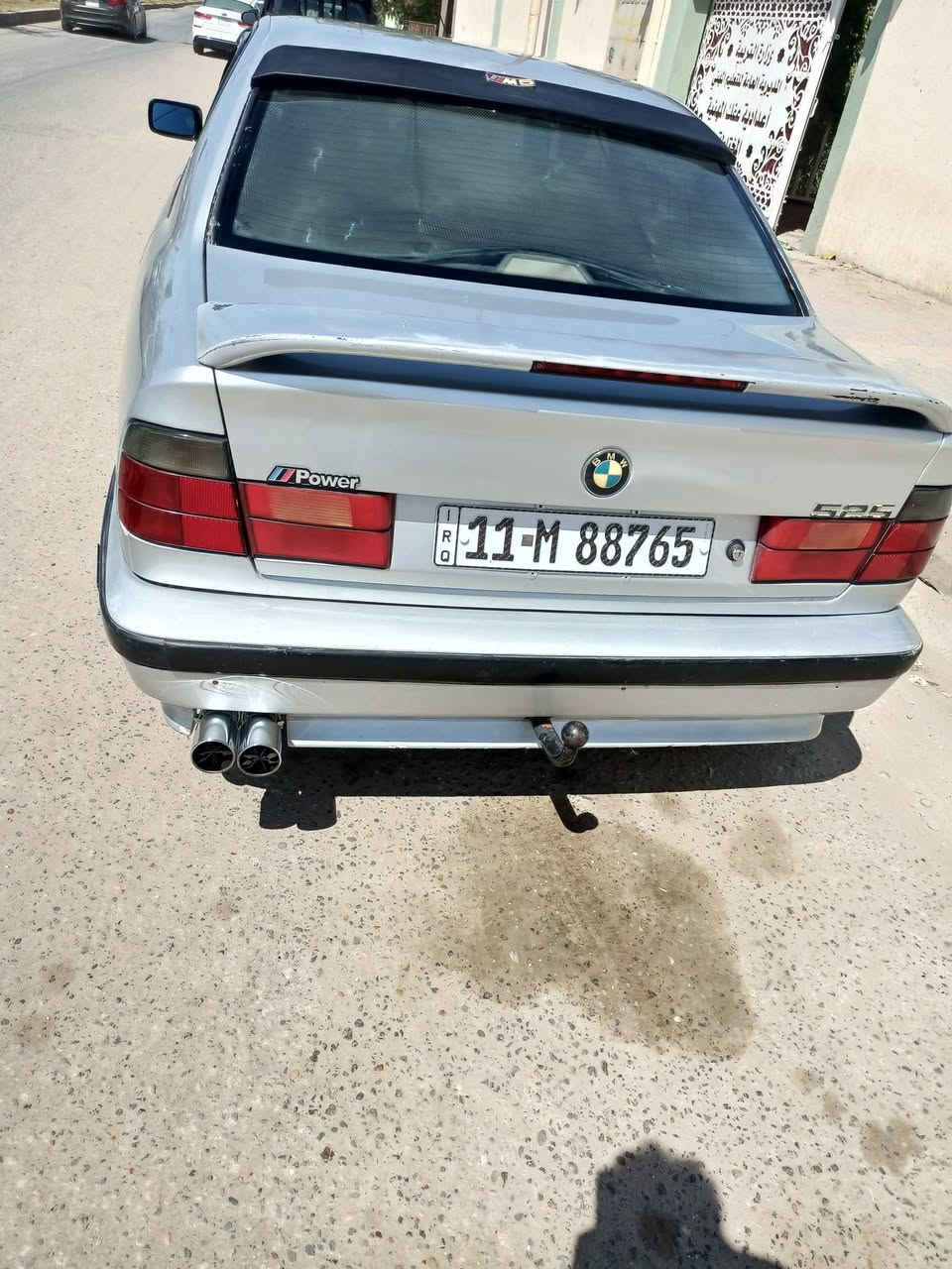 سلام عليكم بي ام للبيع
موديل 93مسكر عدل 
حجم525    رقم بغداد انكليزي
مشروع وطني 
سنويه ل29
سياره ما عايزه كلشي 
غرفته 95ب100
تايرات جدد
حداديه ستوني شاده 
سياره متعوب عليه 
سعر 72وبيه مجال 
مكاني ديوانيه 
***********
