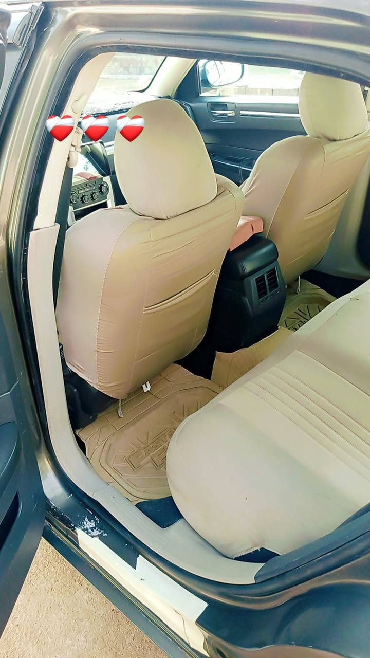 اوباما ٢٠١٠ اصل ٤ جوكات فتحه.مكبنه ٣٥٠٠ .محرك وكير واكسل وحداديه كلها جديده.
تدفئه وتبريد وكهربائيات كلها شغاله.رقم بغداد باسمي .بيع مستعجل .ضررها جاملغ خلفي بدون دواخل.بيها بدايه جراد بالقماره والبنيد. 
.شراي يتصل ***********.السعر ١١٥ قفل.
