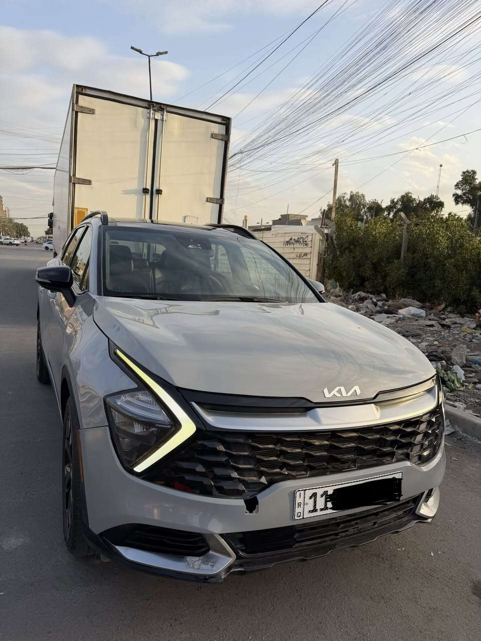 سبورتج 2023 اكس لاين
ماشيه30 
دخول جديد  رقم بغداد
المواصفات
1بانوراما
2 بصمه ابواب وتشغيل وصندوق
3 جنطه كهرباء
4 شاشه كبيره ايباد عل طول دشبول 
5لدات نهاري هيلوجين
6كراسي جلد
7كراسي كهرباء 
8تحكمات فول 
9مرايه داخليه عاكسه للضوء وبيها بوصله
10 ترحيب عند الاقتراب
11شاحن واير ليس
12هند بريك بصمه
13اوتو هولد
14 حساس امامي
حادث السيارة بيه صبغ بابتين وبنيد 
الاستفسار ***********
