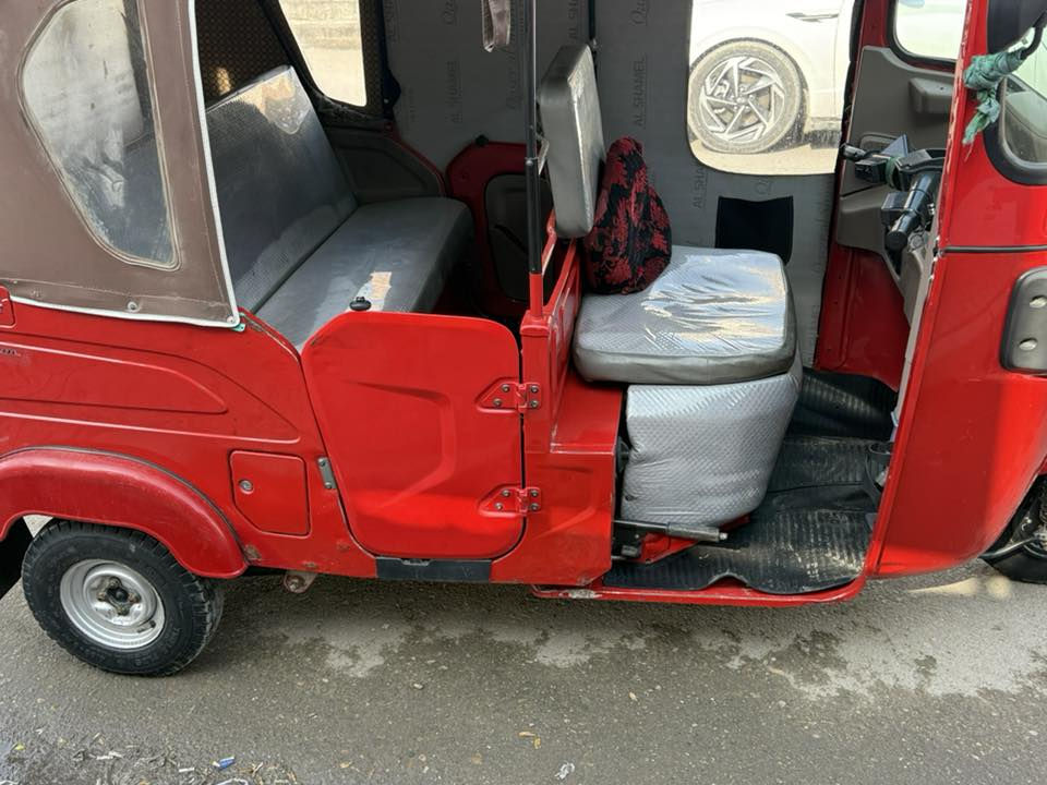 السلام عليكم 
تكتك موديل 2022شهر الخامس فول نضافه 
منطقه بسمايه مامتواجد ع نت لاتصال ع رقم
***********
