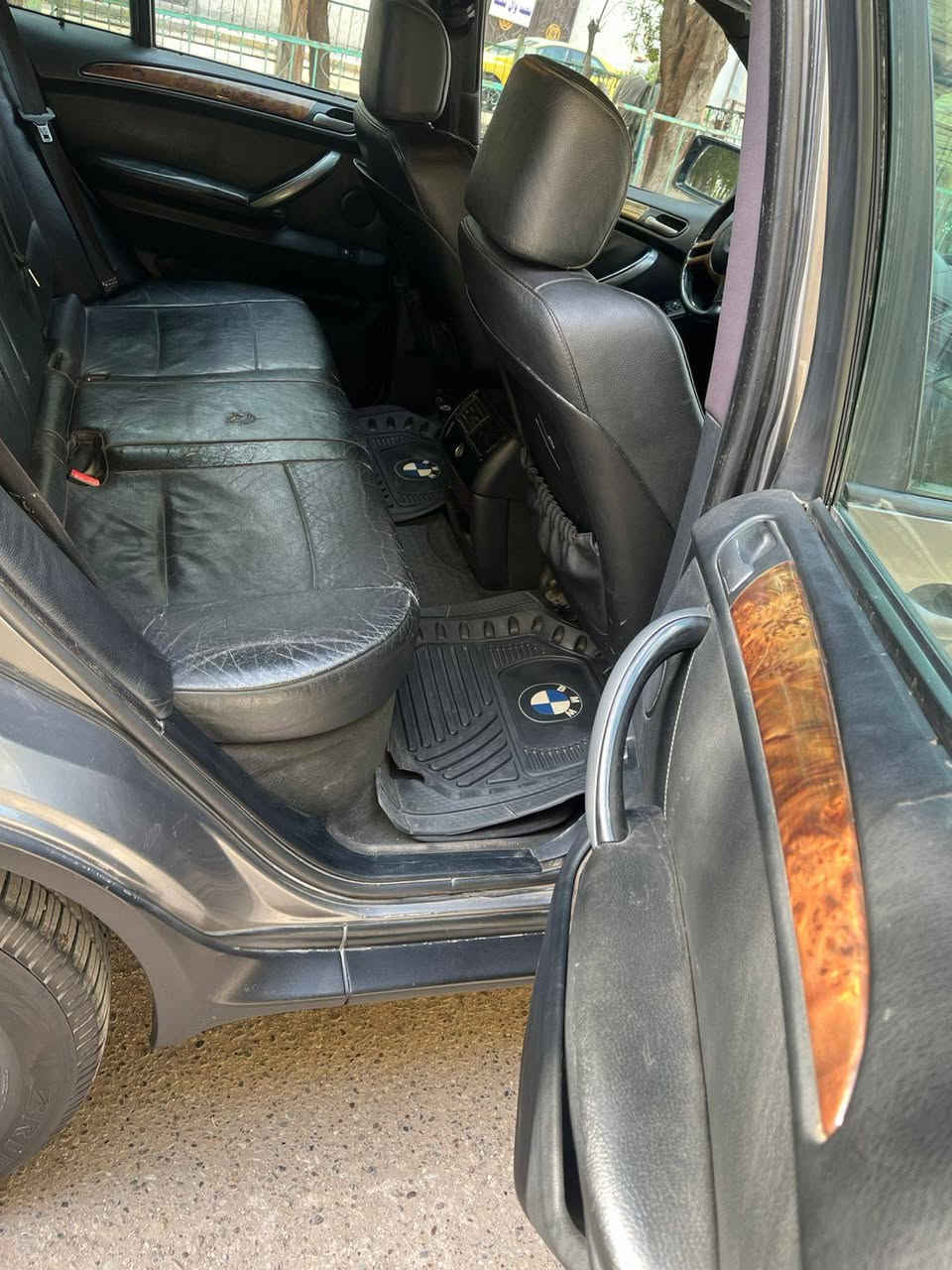 سلام عليكم إكس فايف 2003 بلاديه كلش نضيفه بيهه نواقص بصيطه وطخه بخشم جاملغ موضحه مكانهه غزاليه أو شعله بيع او مراوس حسب القناعه سعر 83 مجالهه حك الجيه رقمي ***********
