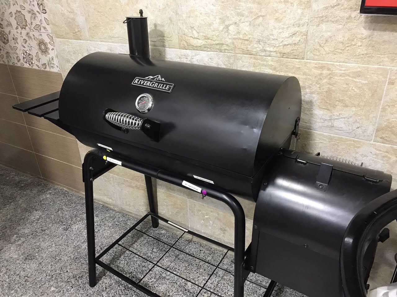 ثقيله كبيره ضد الصدء كتبو اسمها وشوفو سعرها الاصلي
