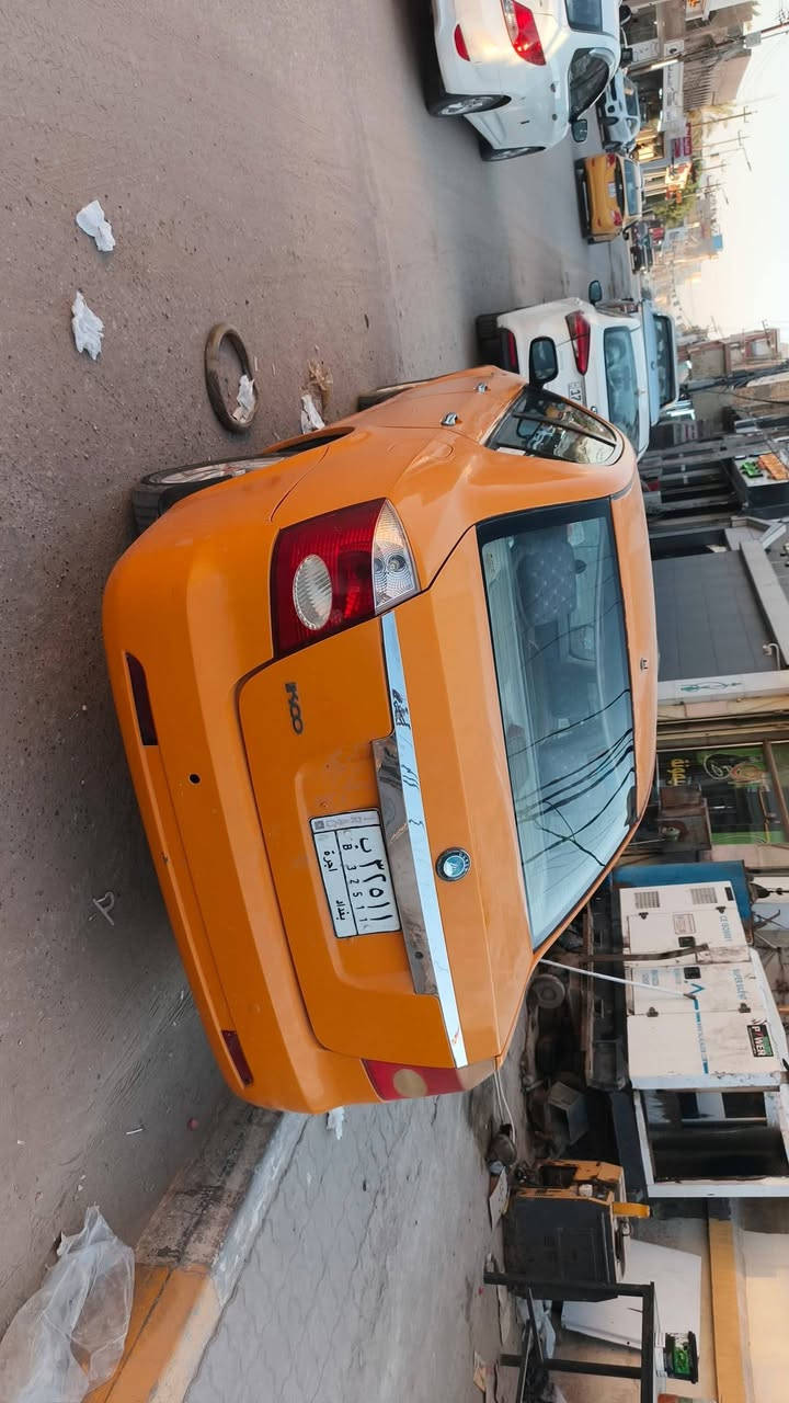 جيلي موبل  موديل 2011  سياره نضيفه مصبوغة عام أثر جراد بدون حادث تبريد يحتاج بس غاز مكانه ديوانيه سعر 44 وبيها مجال ***********
