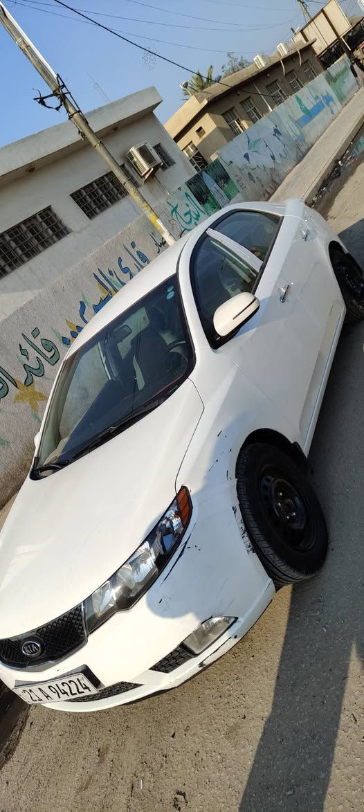 السلام عليكم للبيع سيراتو موديل 11بيه بنيد مبدل اوبيه اشويه بالجاملغ والباقي مكفول كير اومكينه اوحداديه اوتخم تايرجديد السعر 95اوبيه مجال مكاني النجف المشخاب
***********
