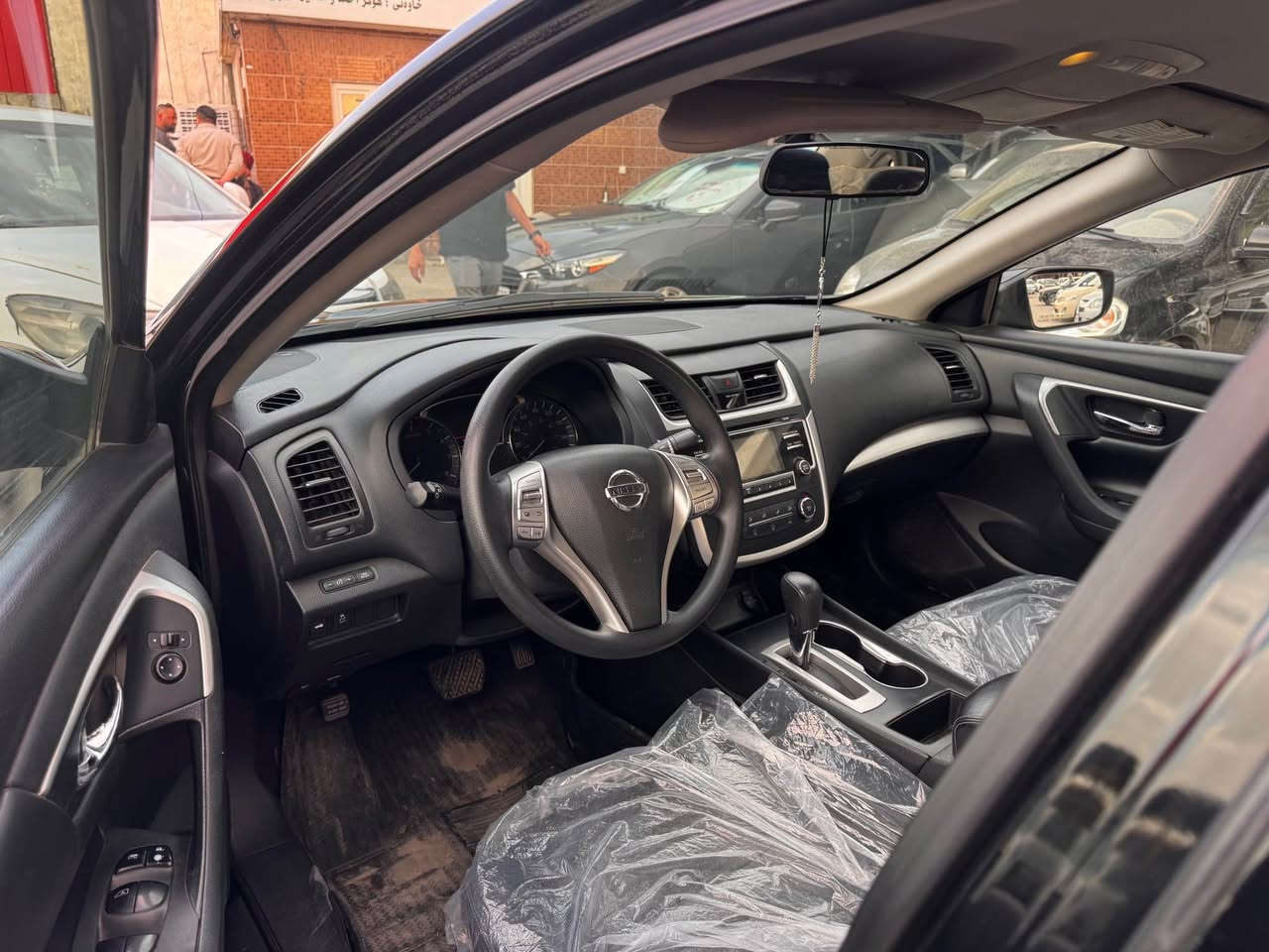 Altima 2016 S 
گێڕو مەکینەو تەبریت بەشەرت
بێ بۆیاخ بێ دەعم یەک پەڵە ساردی هەیە 
مەکینەو گێڕی نەکراوەتەوە
93 هەزار ڕۆشتووە
سەنەوی تازەیە
١٢٨$
*********** السليمانية, العراق
