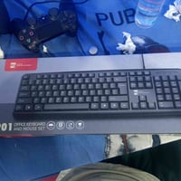 كيبورد وماوس • R8 موديل ١٩٠١ • جديد تقريباً