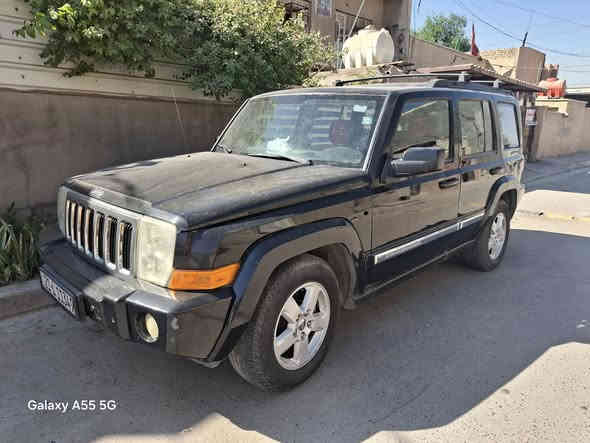 جيب كومندر 2010
 ضرر جهه السايق 
بغداد سبع قصور 
اتصال ***********
سعر 80  بيهه مجال 
غير متواجد فيس
