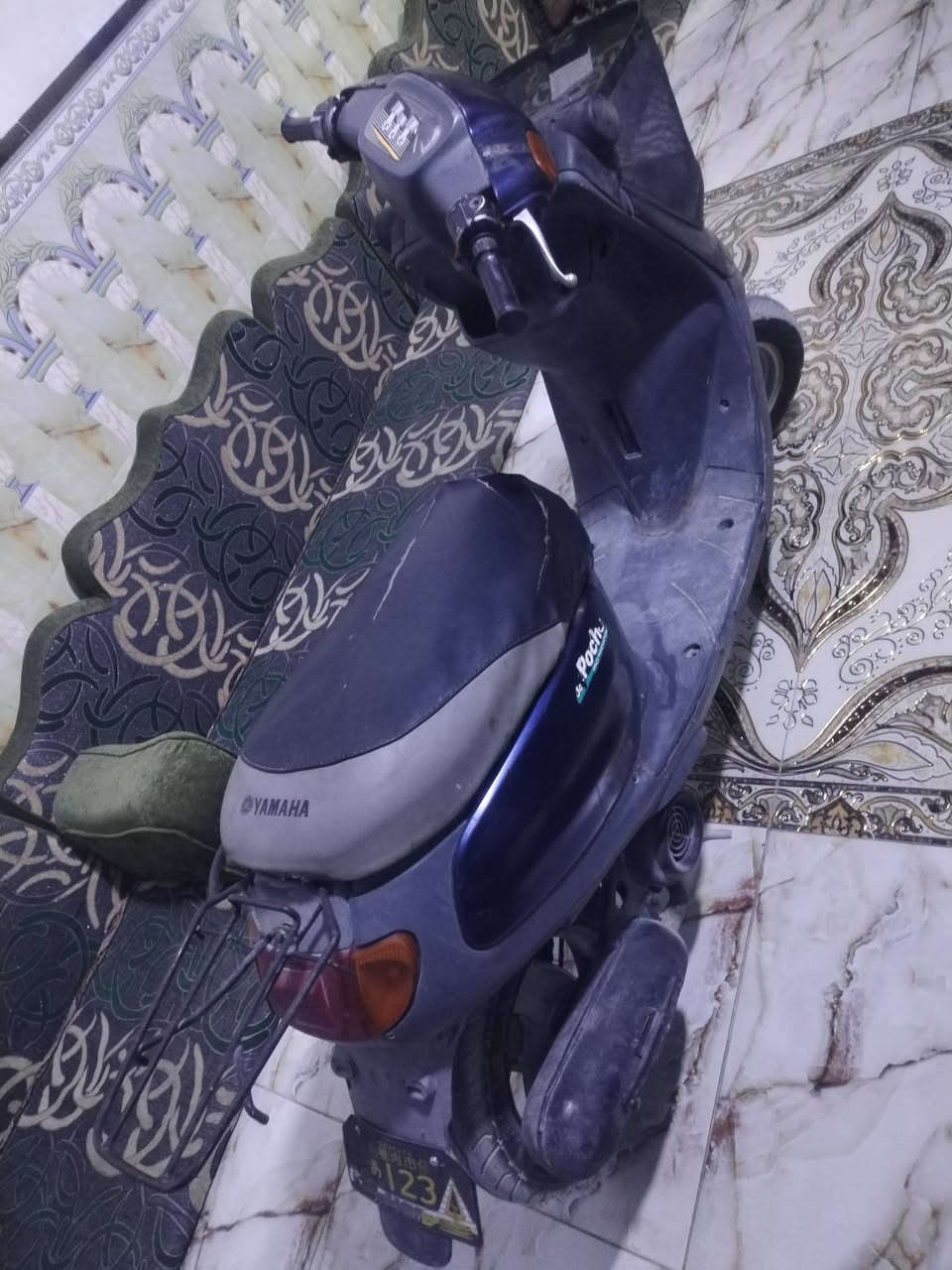 سلام عليكم دراجة للبيع مامفتوحه كله شغال نقص باتري نص هندر شرط شغاله وكله شغال  السعر 300 بيه مجال. الاتصال ***********

