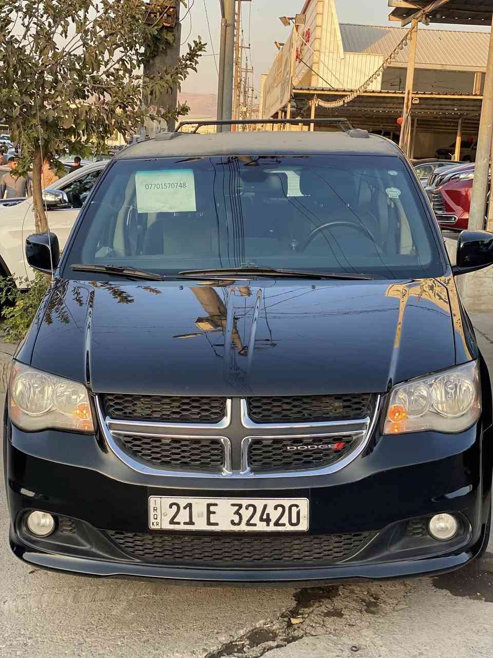 دوج كرفان موديل 2019
✅مواصفات SXT
✅بيبان كهرباء 
✅جنطة كهرباء 
✅داخل اسود +اصفر 
✅كشنات جلد 
✅تشغيل عن بعد 
✅شاشة 
✅كاميرة 
✅نضام ECO
بس الدعامية المامي صبخ بدون دواخل بدون ايرباك بدون حادث  
السيارة  مثل الصورة  بدون نقص و جاهز و نضيف 
سنوية جديد لوحة جديد هزة جديدة 
حدادية تخم تاير جديدة 
گير محرك شرط ما مفتوح 
للاستفسار السعر 
مكان السيارة سليمانية 
***********
