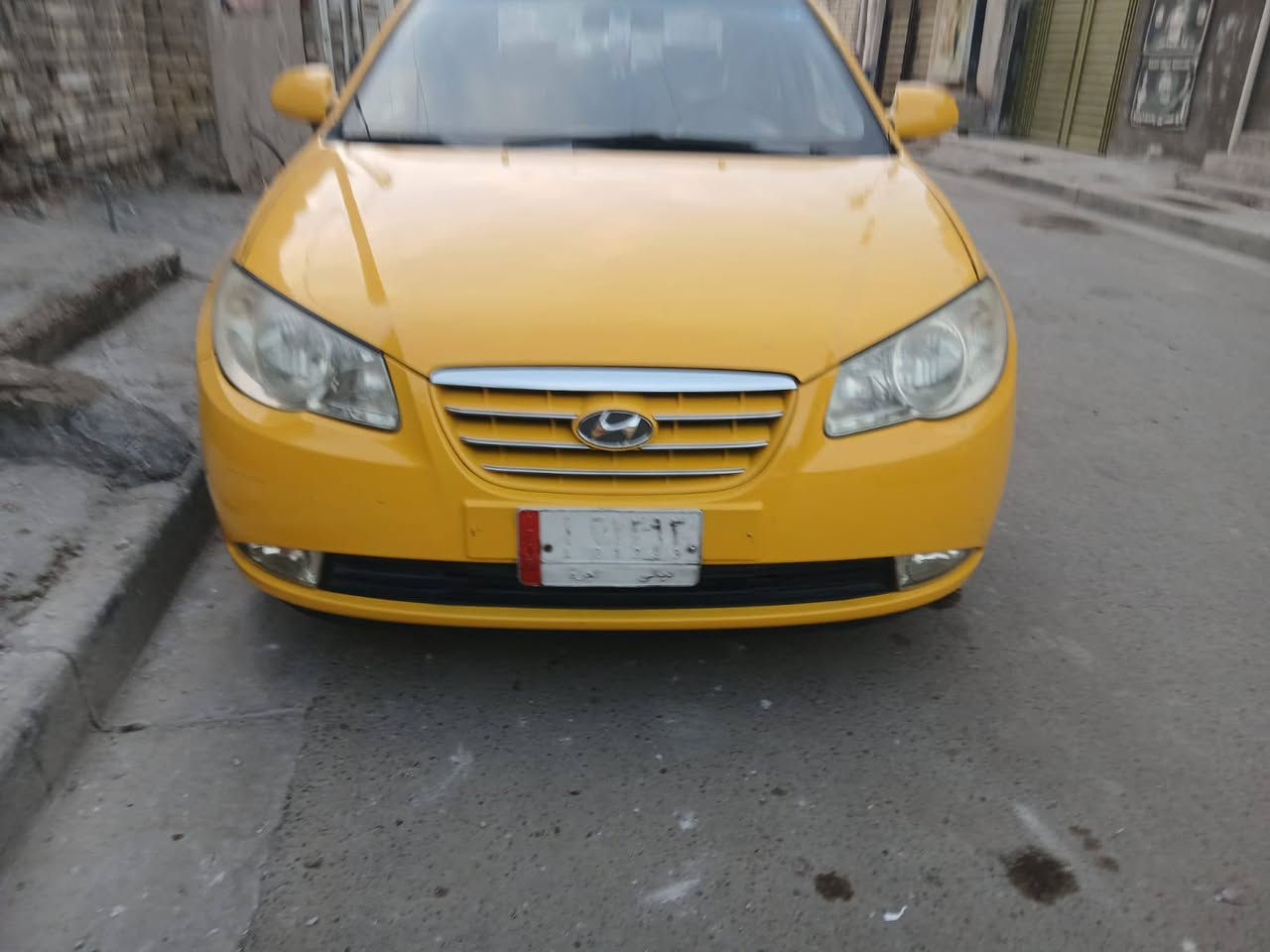 السلام عليكم
النترا 2009 
مكينه وكير 2000 جدد 
بيها حرك بل غرفه ومصلح كله جدد
دوشمه جديده كشنات جدد 
دواخل جدد 
مصفره هيئه غرامات 
رقم ديالى 
تك لوحه ضايعه ومسوي بلاغ كامل 
السعر 75وبيها مجال 
رقمي ***********
بغداد شعب
