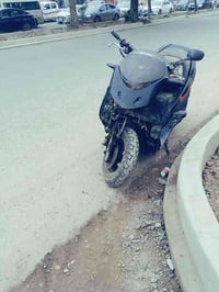 دراجه ماجسته للبيع اول شي .. كفرات يردالها   ثاني شي محركها حلو يخبل  ...