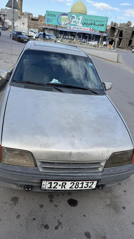 اوبل كاديت 1991 محرك 18 محرك وكير شرط اسلايت جامات جوبي رقم انكليزي  سنويه تنتهي 2030  السيارة داخل ڤكتره طخم امامي خلفي جديد تخم تاير جديد ***********/*********** غير متوفر على الفيس التواصل على الرقم السياره بي اسم صاحب السياره 
اني مكلف بل نشر
