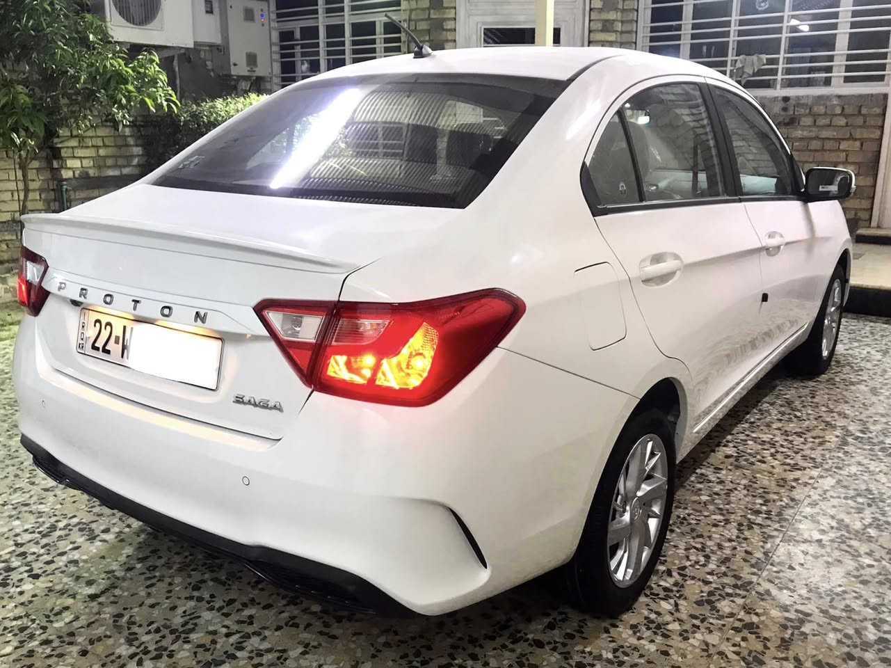 سلام عليكم بروتون 2025 للبيع سيارة زيرو ضمان ٣ سنوات سيارة حره تحويل أو وكالة مجانًا سيارة ستلام شركة ابن البلدي بلكراده صار شهر سيارة شاشة كامره حساس تحكم ستيرن سيارة زيرو بضمان شركة *********** مكاني بغداد شراي يتصل
