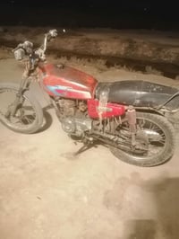 البيع متياز سبرنكه خارجيه بيه سعرها ٢٦٠ وبيها مجال قليل شراي يراسلني خ...