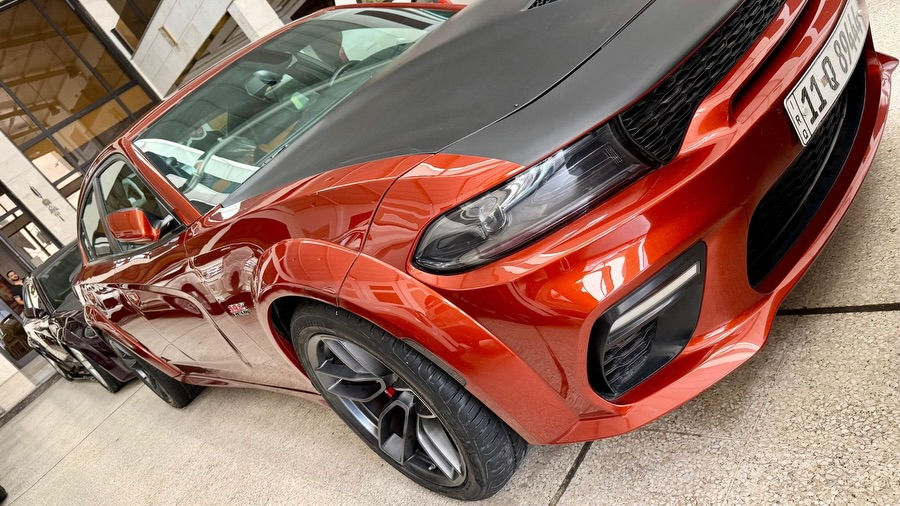 #بيع_او_مراوس 

Dodge Charger Scat Pack Widebody 2022 🎃🧡
الموديل : [ 2022 ]
المحرك : [ V8 / 6.4 ] 🚀
الگير : [ أوتوماتيك ] 
الممشى : [ 40 الف ميل ]
اللون : [ برتقالي - مميز ] 🔶
الحالة : [ السيـارة وارد أمريكا ضررهـا جاملغـات والبنيد ]

[ لمعرفة السعر اترك تعليق داخل المنشور وسوف يصل اليك مباشر عبر رسالة نصية ] 📥

[ الـــــمـــواصــفـــــات ]

- السيـارة فوووول أعلى مواصفـات ( عدا الفتحة ) 

[ الاضـــــــافــــــاات ] 

- السيـارة Stock بوضع الوكـالة 

الموقع : [ بغـداد ] 📍

للتواصل واتس اب او اتصال : [ *********** ]

#dodge #charger #srt #yasser_erbil
