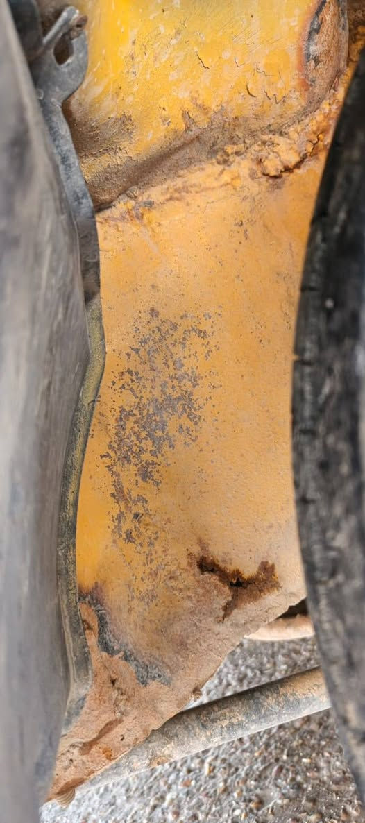 السلام عليكم 
سايبا ٢٠١٥ السياره اكفل بيه تحويل فقط واقع حال بيه جاملقين مبدل جديد والبجم جديد وباب خلف السايق مبدل وضربه بالباب مثل ماموضح بالتصوير ومحرك بيه رنكات وتبريد نقص مايشتغل وبراكيت مثل ماموضح بالتصوير كلشي واضح سنويه ورقم جديد هزه جديده قبل شهرين بأسمي تحويل مباشر لا وكاله ولا مكاتبه عقد مروري السياره مرتبه بس بيه نقوصات صدر جديد وتايرات جديده سستم صوت ومضخم كهربائيات شغاله راديتر جديد دوشمه جديده دواخلهه جديده السعر ٢٨ وبيه مجال بسيط الاستفسار *********** مكان النهروان
