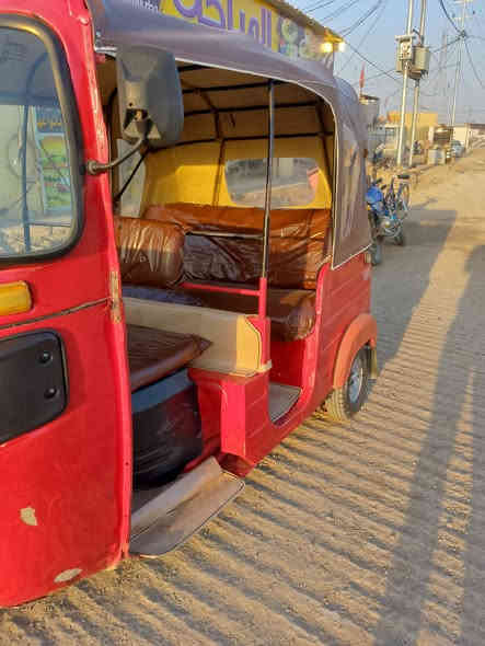 السلام عليكم تكتك للبيع مديل 2018ابشهر12داخله بل 2019اخياسات قليله اليم السائق الكهربائيات كلهه جديده دشبول جديد السعر3مليون وربع  اوراق مكفوله الترقيم مكاني كوت حي الجوادين هذا رقمي والشراي يتصل ***********
