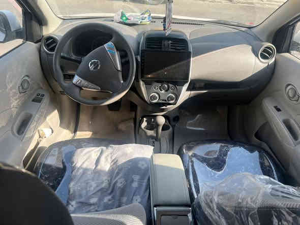 السلام عليكم …سني هندي موديل 2024 ضمان 3 سنوات شركة السور …رقم بغداد تحويل مباشر …ماشيه 45 الف كفاله عامه من الصبغ والبارد والتبديل …مواصفات يدات نيكل شاشه كار بلي كامرا تحكم ستيرن … بيهه فقط رصعه بالجاملغ الخلفي والباب الخلفي عكس السايق السياره مدوشمه جلد درجه اولى  ارضيه وكشنات وصندوك … السياره نظيفه جدا ..
العنوان بغداد الدورة 
السعر 130 ورقه 

الاتصال      ***********
