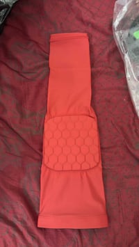 بس وحدة • اكسسوار