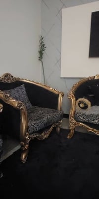 كنبة • صوفا