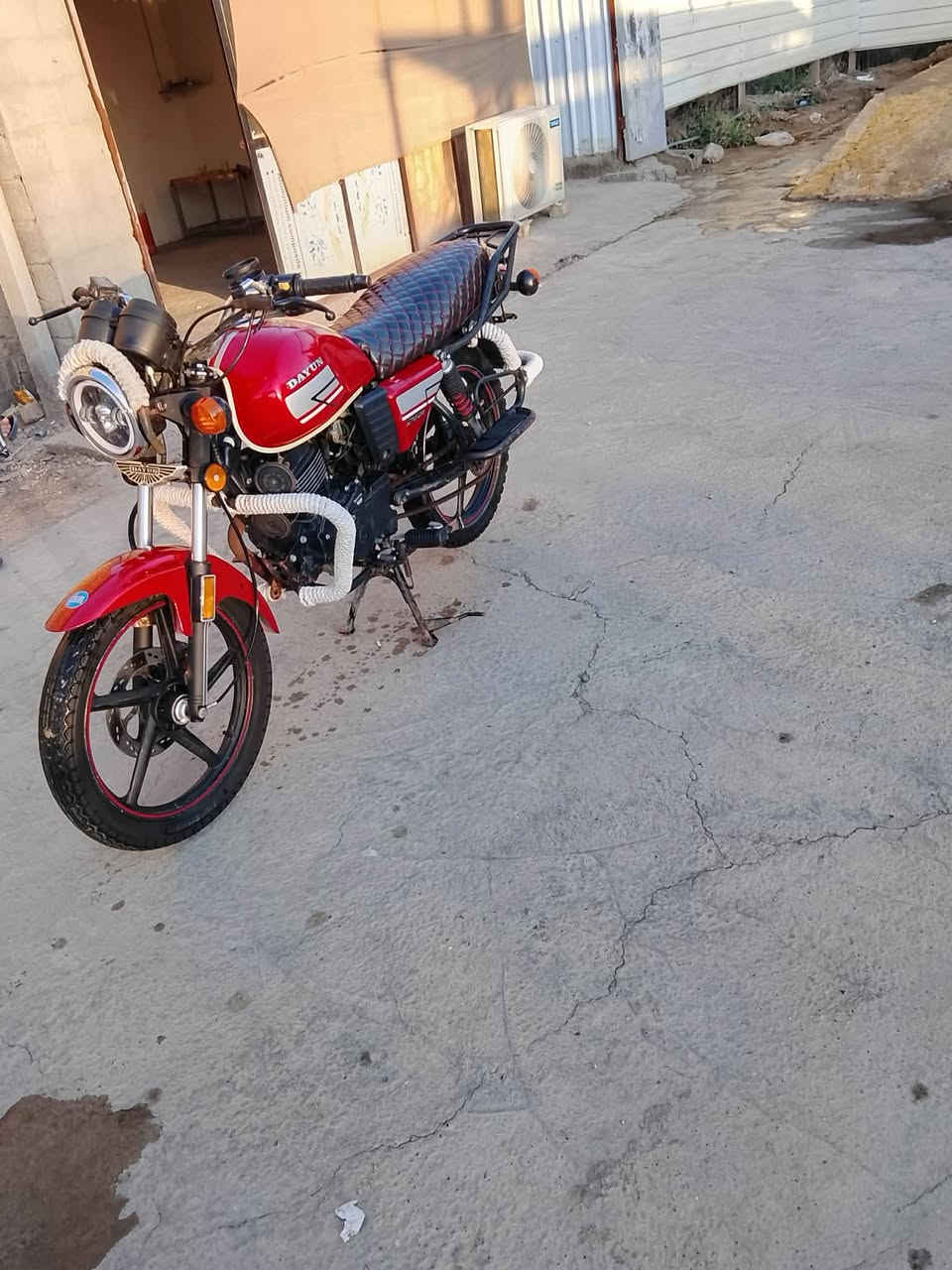 سلام عليكم دراجه دايون نفخ اللبيع موديل ٢٠٢٢اوراق أصولي مكينه s١٥٠ السعر ١٢٥٠ وبيه مجال  مكاني الحله يم مركز الثوره والموشراي خلي يطلع كبل رقم الهاتف ***********

