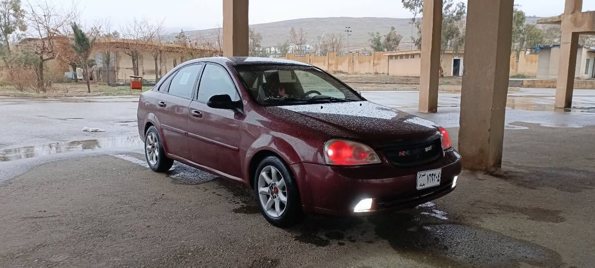 بەناوی خوای گەورە
***********سعر41گەڵا معامەلە
شۆفرلێت ئۆپترا مۆدیل2004دەسک مۆنیکا
ئاڕم سۆران وسەنەویە  گێڕومەکینەی بەشەرتە تەبرید ساردو گەرم  شاشە ئایپادە جام کارەبایە کۆنترۆلە سبوغ عامە بۆجوانی لێدراو بڕاوە وەرگەڕاو بەشەرتە چوارتایی نوێ کارەبای مەزبوتە‌ زۆر توندو تۆڵە ماڵی دۆستە كويسينجاك, أربيل
