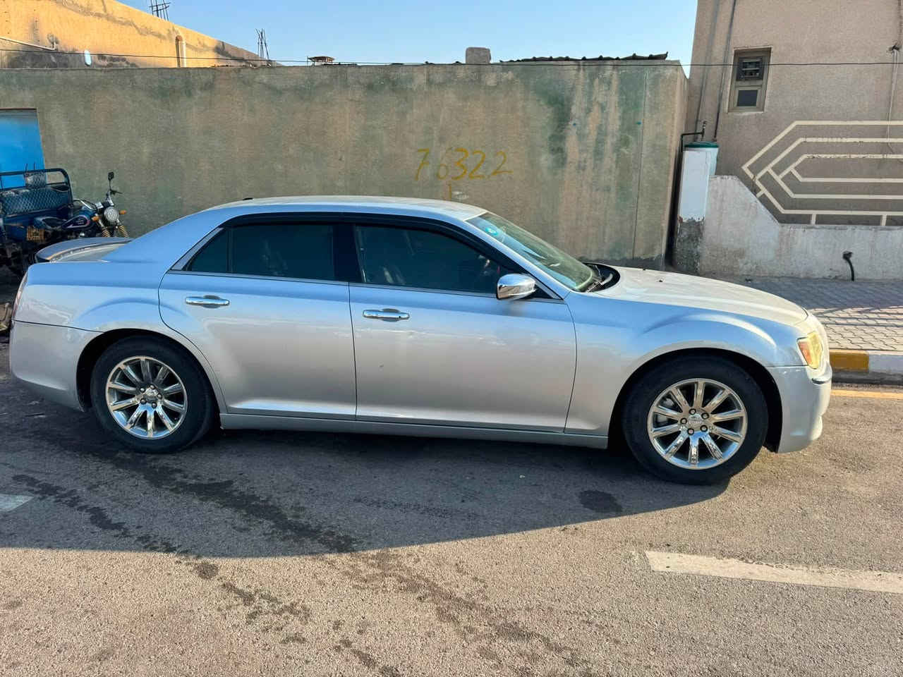 اوباما 2012 وارد امريكي بيها فقط جاملغ صبغ وبنيد مبدل بدون دواخل بدون شواصي السيارة مكينه وكير مكفولات تبريد ثلج حداديه جديده كشنات كهرباء تخم تاير وياله كروم ارضية وكشنات مدوشمة لايتات زنون السيارة بأسمنا مداور ثاني يوم سنوية لحد28 مكان السيارة واسط قضاء الحي السعر 160وبيها مجال اتصل وبالخدمة
للأستفسار الاتصال
***********
***********
