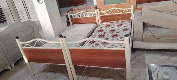 معرض حمزه
 لبيع الاثاث المنزليه (مستعمله+جديد)
العنوان سايدين اربيل مفرق باصخره 
للاستفسار الاتصال على الارقام: 
***********
***********
