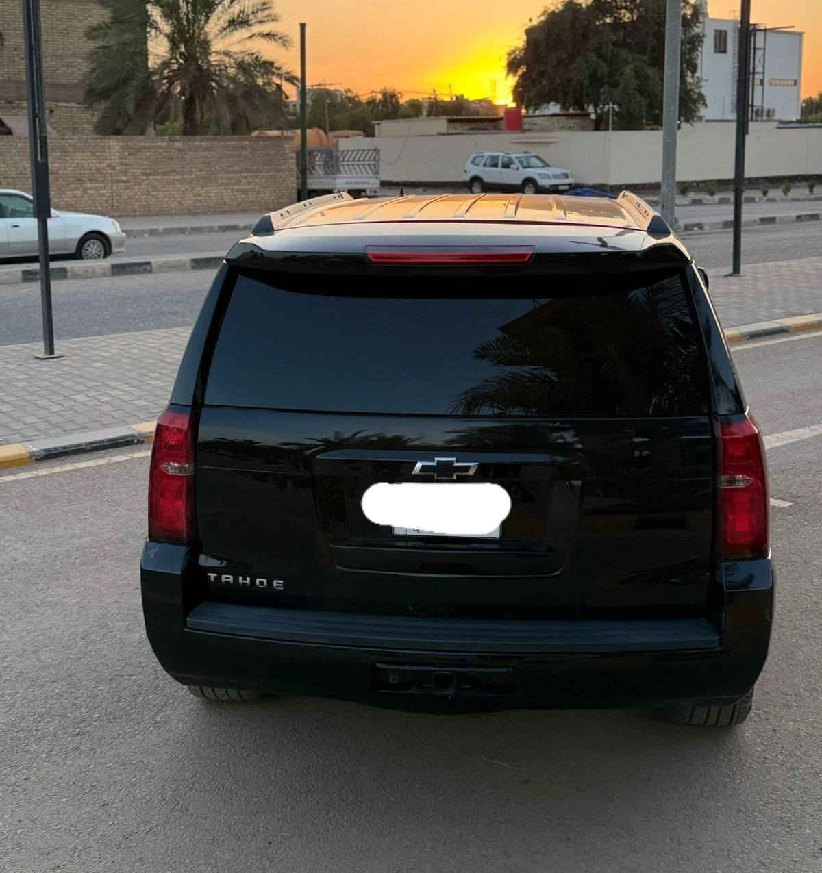 تاهو  2019LT وارد مكينه 5300 ، V 8 
مكان السياره نجف 
ضرر السياره ع حادث امريكه نفسه 
بابين صوب الراكب مبدلات بالامريكه 
وصبغ جاملغ الامامي صوب الراكب 
فول عدا الفتحه 

رقم صاحب سياره
***********
