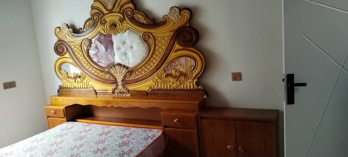 غرفه نوم صاج ٦ باب ملحق اخو الجديد نضافه فول جلولاء مدخل سيطرت المعسكر هاتف *********** وات ساب متواجد ملاحضه علما نشتري مستعمل ونراوس كل شيء بغداد, العراق
