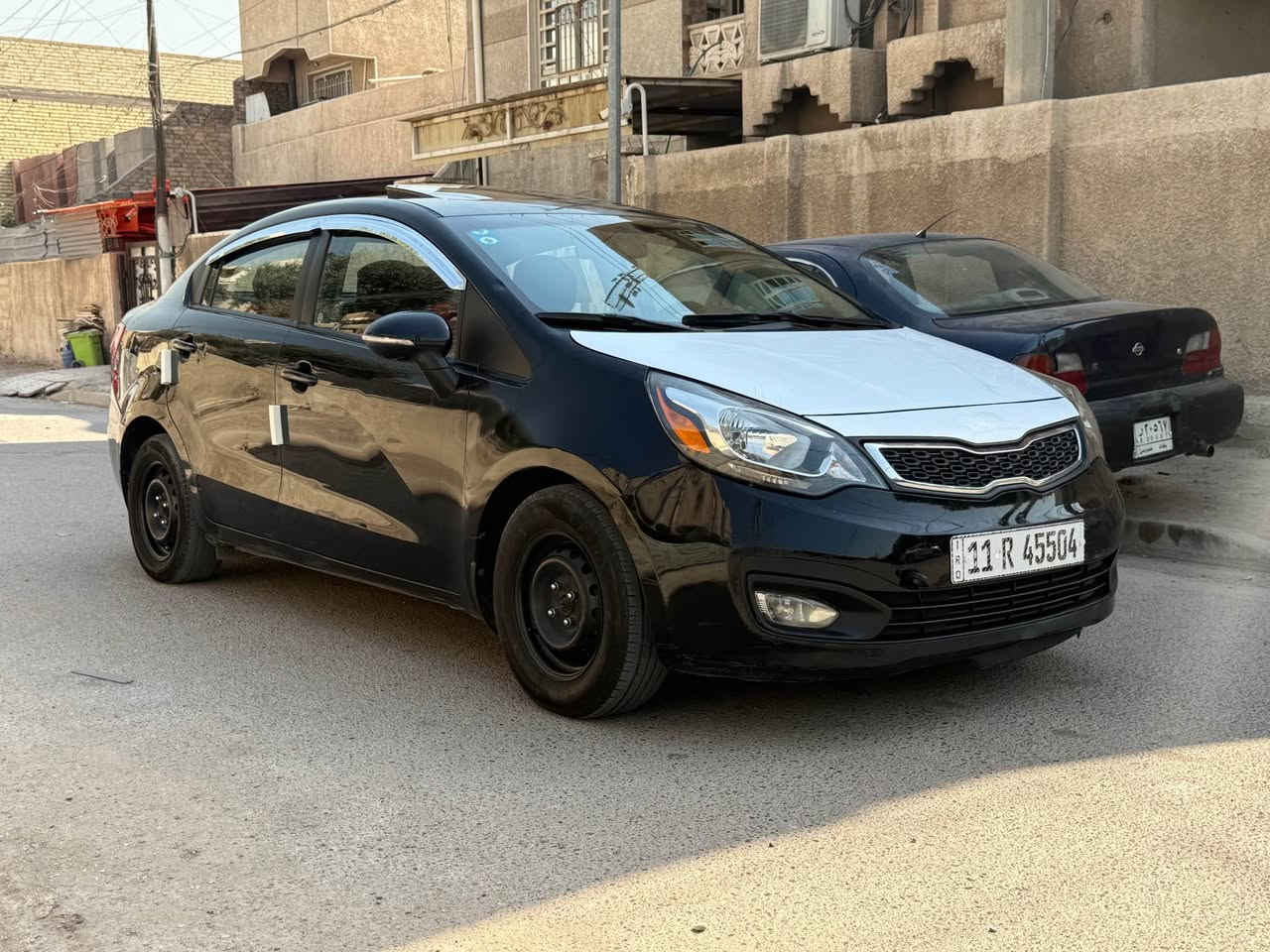 السلام عليكم 
كيا ريو 2015 فوول مواصفات محرك 1600 GDI ماشيه 163 الف فقط وارد كوري حادث جاملغ امامي فقط وبلعراق قبغ جنطه صبغ بدون دواخل ابد كير ومحرك مكفولات صدر امامي وخلفي جديد تخم تاير جديد كهربائيات كله شغاله مري كهرباء شفط فتحه سقف تدفئه كشنات نضام ECO تقليل صرف الوقود مانع انزلاق شاشه بلوتوث تحكم ستيرن اربع جهات تبريد ثلج سياره جاهزه بدون نقص معروضه ( 83$ ) وبيه مجال بسيط مكاني بغداد الدوره للاستفسار *********** بغداد, العراق
