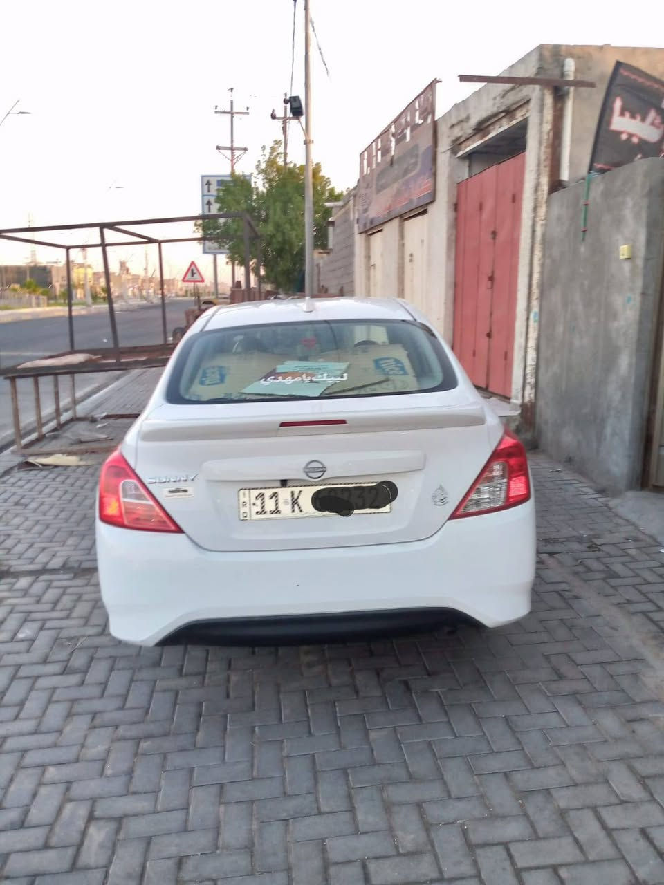 السلام عليكم
نيسان سني البليته الزركه

موديل 2024

ماشيه 43

مكفوله ما عدا باب العبري الوره  موضحه بلصوره وع حطتها 

راعيها بغداد وستقطاع مباشر 

وسياره نضيفه وشاشه وكامره خلفيه والارضيه جديده وكشنات مغلفه نايلون 

مكاني البصره رايدها 118
***********
